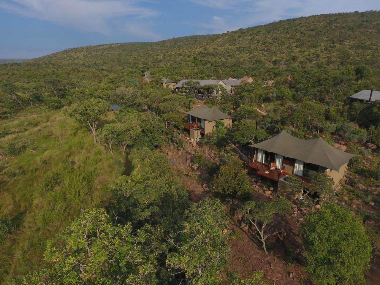 Inzalo Safari Lodge Welgevonden viltreservat Exteriör bild